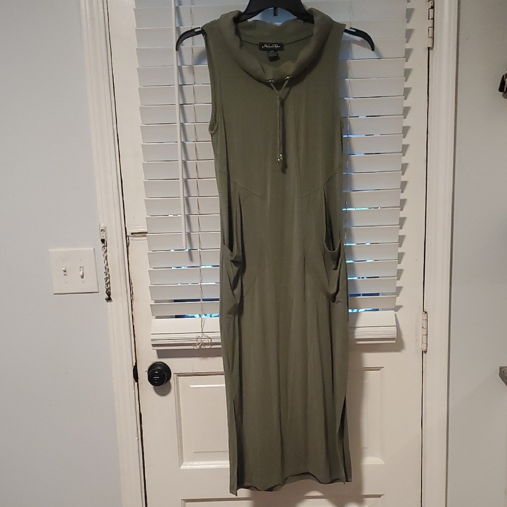 Chic Olive Green Midi Dress with Cowl Neck